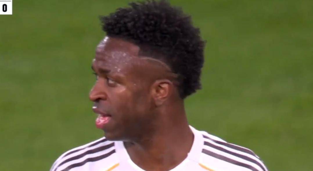 西甲榜首混战！皇马1-2被反杀，仅领先2分不稳，巴萨等来追分良机